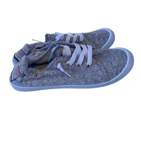 Tommy Bahama Light Gray Memory Foam Slip On Sneakers in Ladies Size 8. - Picture 4 of 8